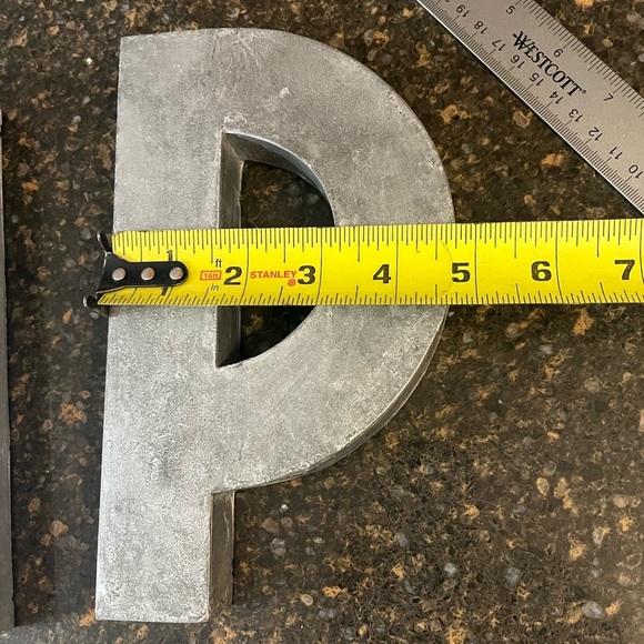 P Anthropologie Metal Zinc Industrial Letter “P” 8" x4.5"x1" mid-century - Picture 4 of 9